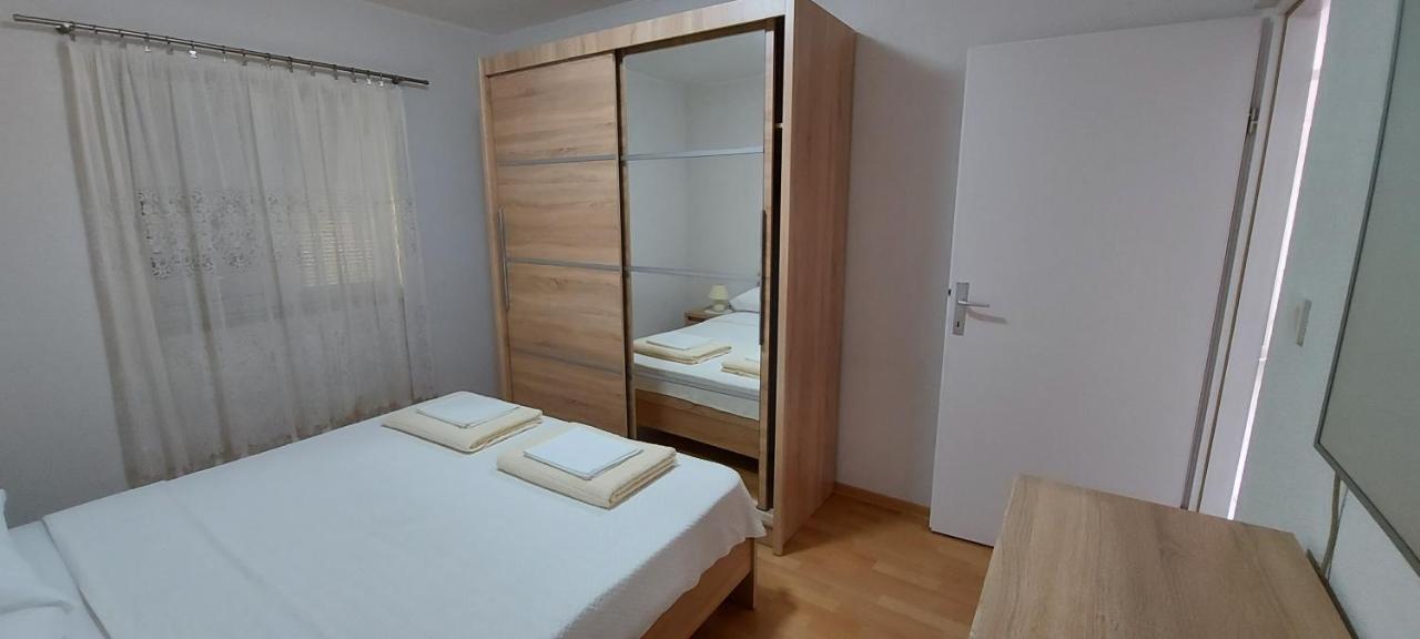 סנג' Apartment Anchi מראה חיצוני תמונה