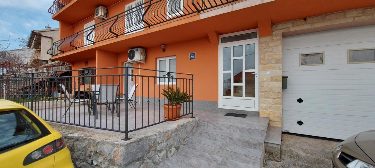 סנג' Apartment Anchi מראה חיצוני תמונה